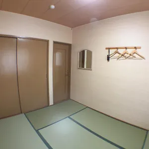 pension-mori-no-fukuro.hokkaidohotelsjapan.com/